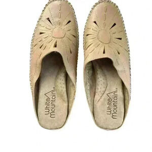 White Mountain Women’s Leather Slip on Clogs Size 7.5 Destiny Tan Career Comfort